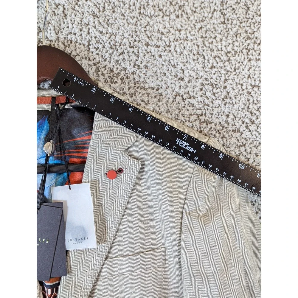Ted Baker Linen Blend Sport Coat Size 1‎ 34R Herringbone Gray NWT